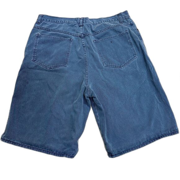 Trutus Jeans Men's Denim Shorts Size 38,  Button and zip closure.  Jorts - Picture 2 of 4